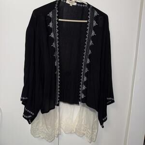 Umgee Woman’s Black Lace Trim Boho Oversized Open front Kimono Cardigan Sz M/L